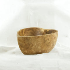 HEART-SHAPED WOODEN BOWL